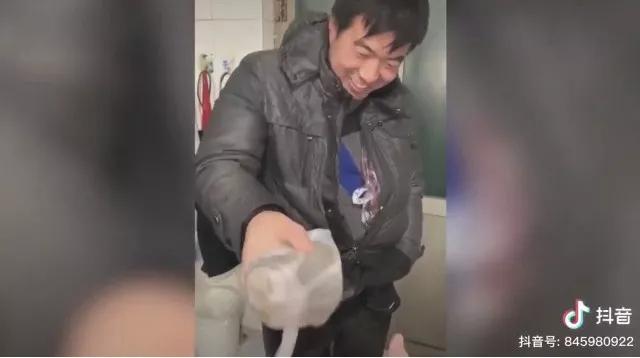 春运期间为什么火车票难买,春运为什么火车票这么贵