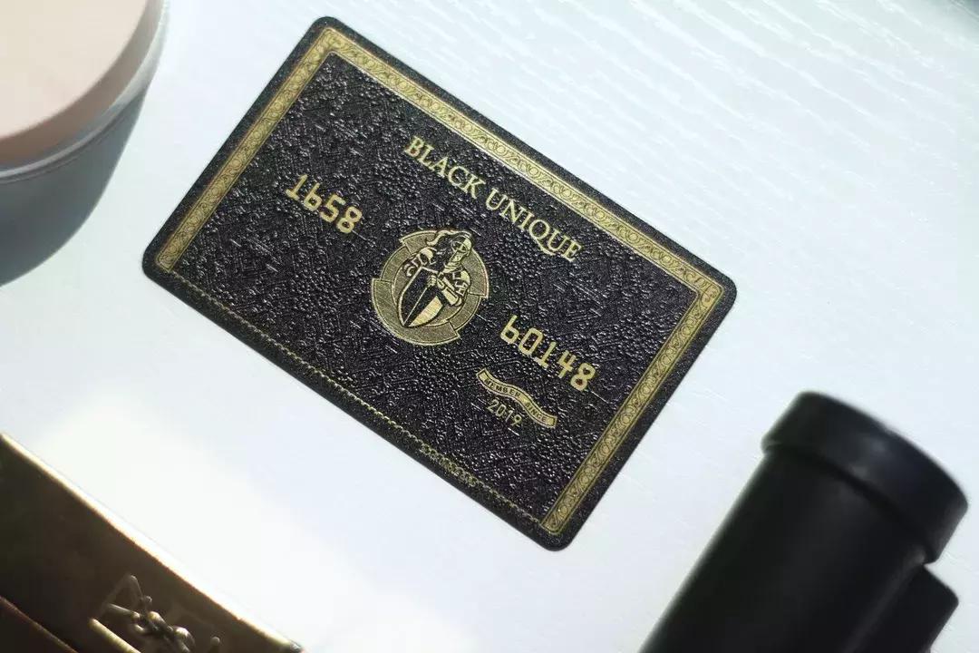 女生背lv三合一包包,女生背的包包没有背带好看吗