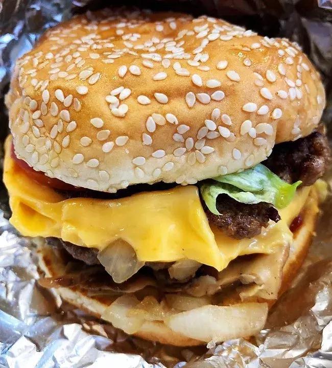 上海shakeshack汉堡哪个好吃,shakeshack深圳排队