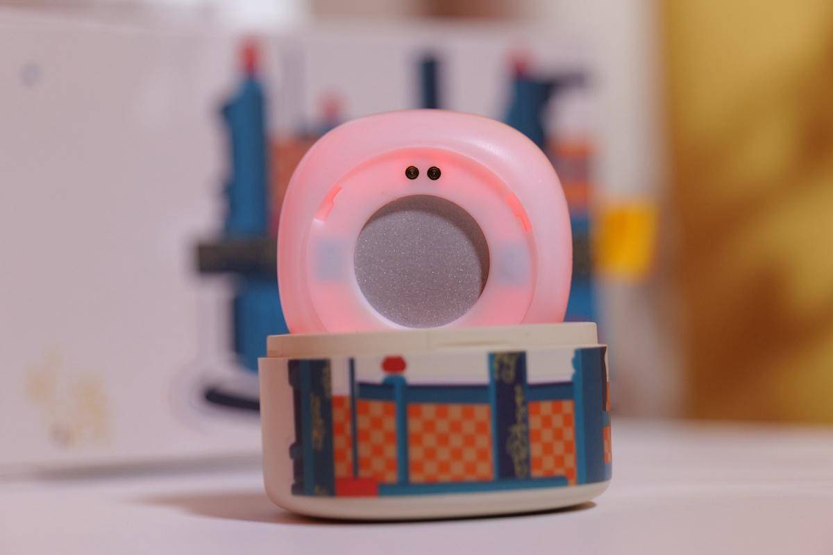 故宫左点小艾智能艾灸礼盒：融入热潮文化，随行理疗远离亚健康