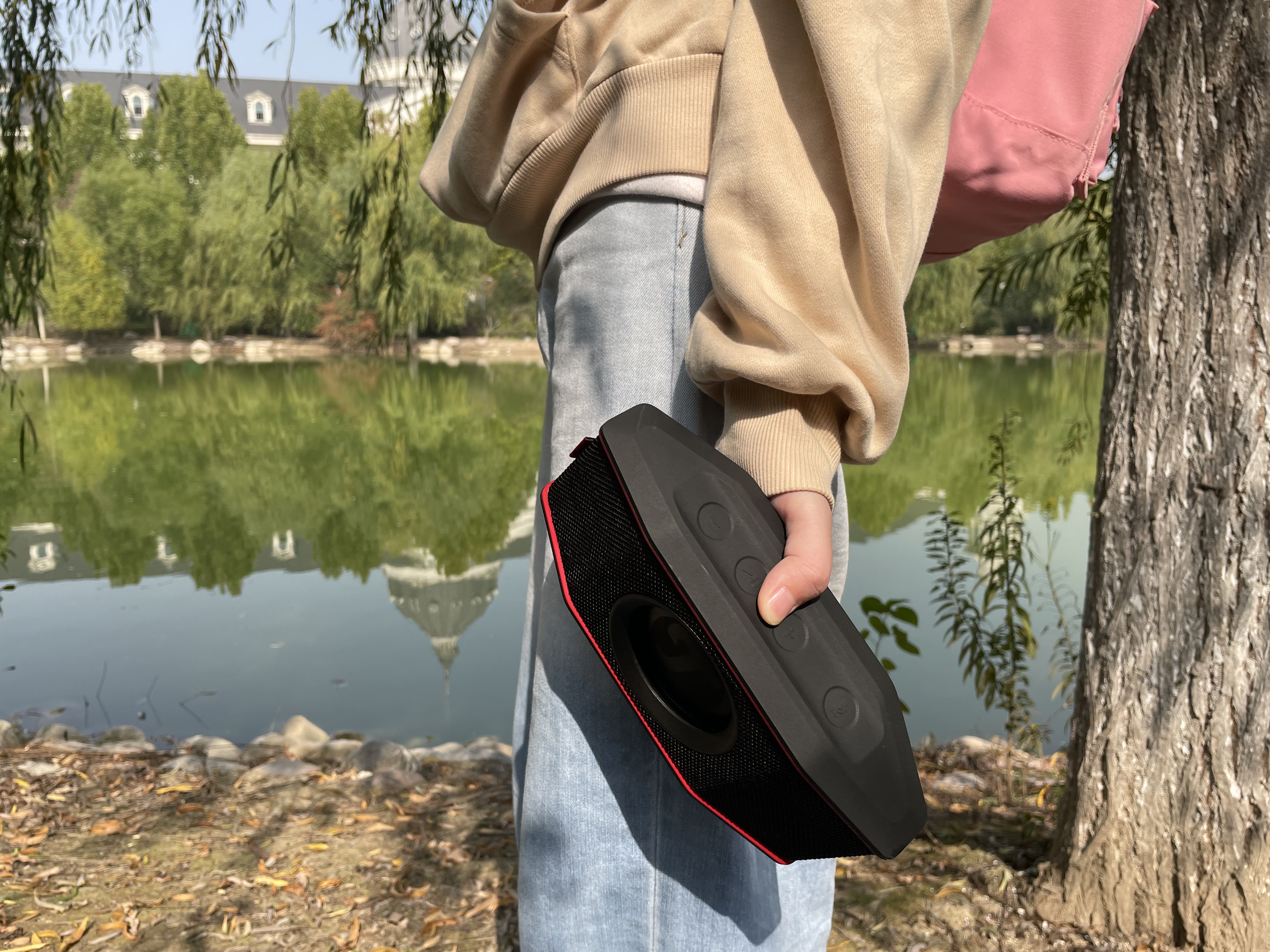 teufel德斐尔小魔盒rockstergo,德斐尔公认最好的音响