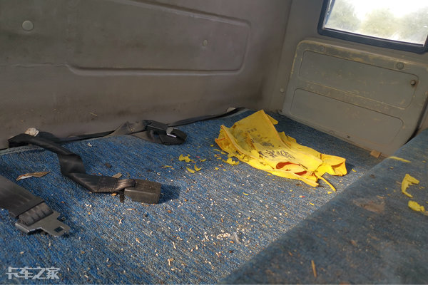 青岛解放jh6生活舱房车,史上最豪华的解放卡车