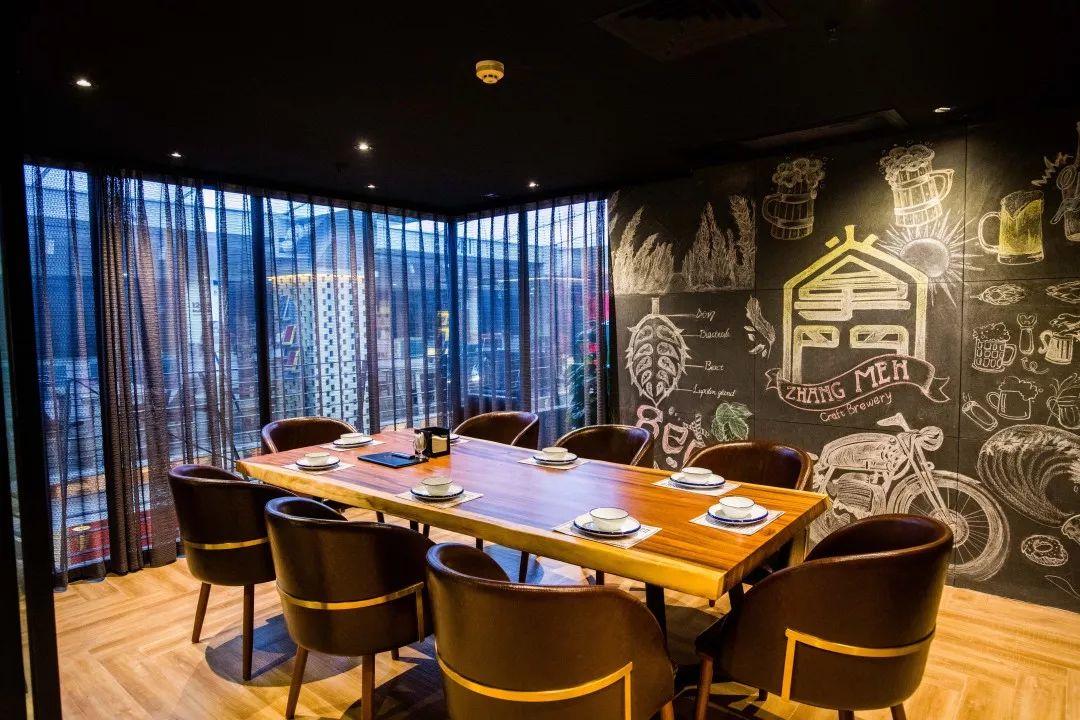 外国人喝中国精酿,外国人喝的真正的精酿