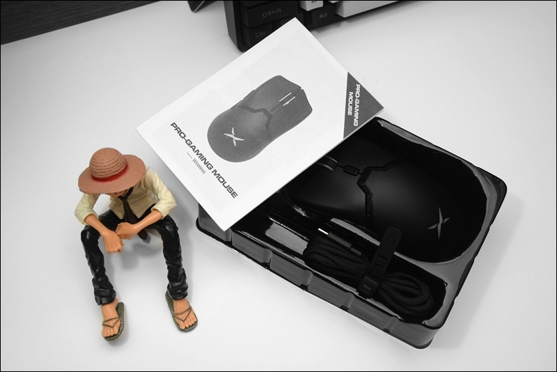 雷蛇毒蝰迷你镂空无线鼠标,雷蛇毒蝰8khz游戏鼠标评测