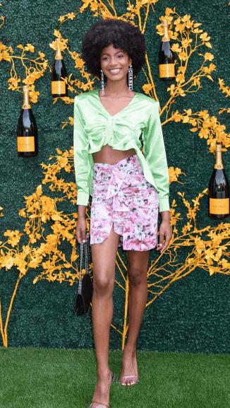 灰姑娘同款水晶鞋你值得拥有,水晶鞋只有一只了灰姑娘能穿吗