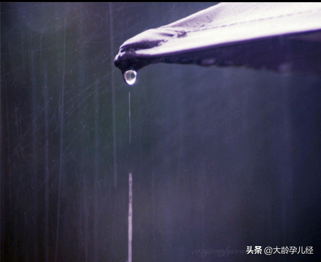 宝宝过早蹦跳有什么危害,不要盲目的认为宝宝有坏习惯