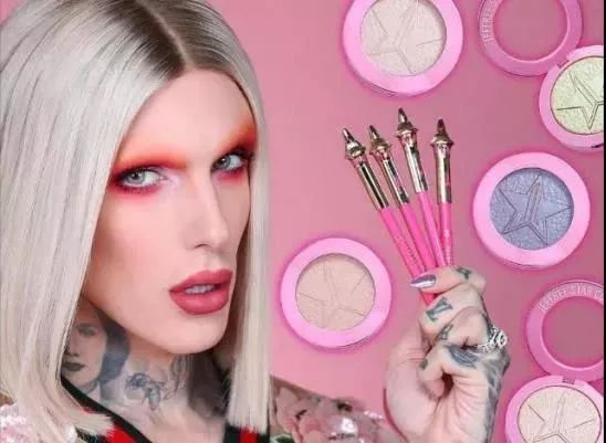 超级网红自创品牌，“口红一哥”李佳琦离成功还有几公里？