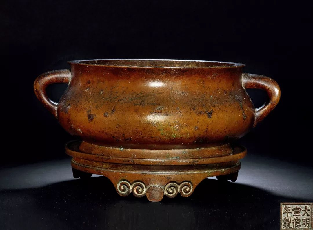 香港拍卖过亿的瓷器图片,香港保利瓷器拍卖图片