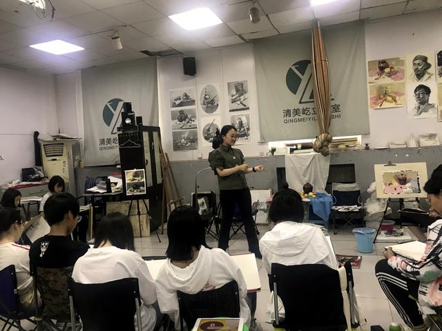 青春记实,青春记大学生在行动