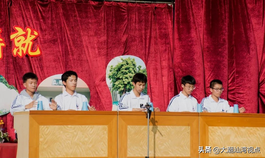 潮汕哪个学校校服最好看,潮汕校服排名前十