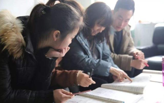 高考分不够专科怎么办,高考分数不够有什么办法读专科