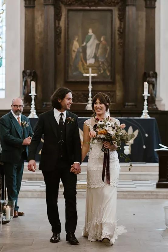 结婚摄影师用什么车,婚礼摄像摄影入门技巧知识