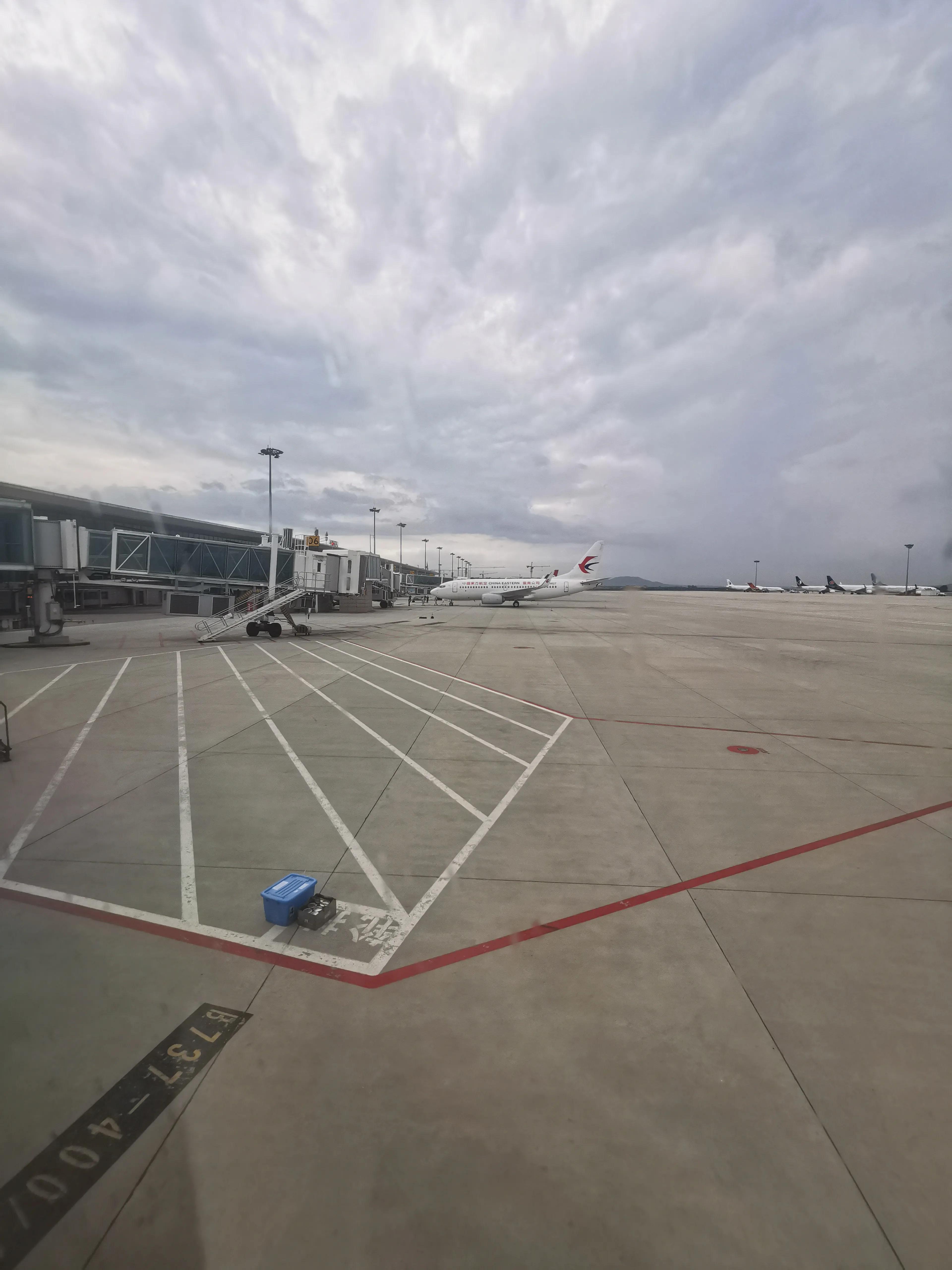 回国隔离时间7天,回国人员集中隔离后怎么回家