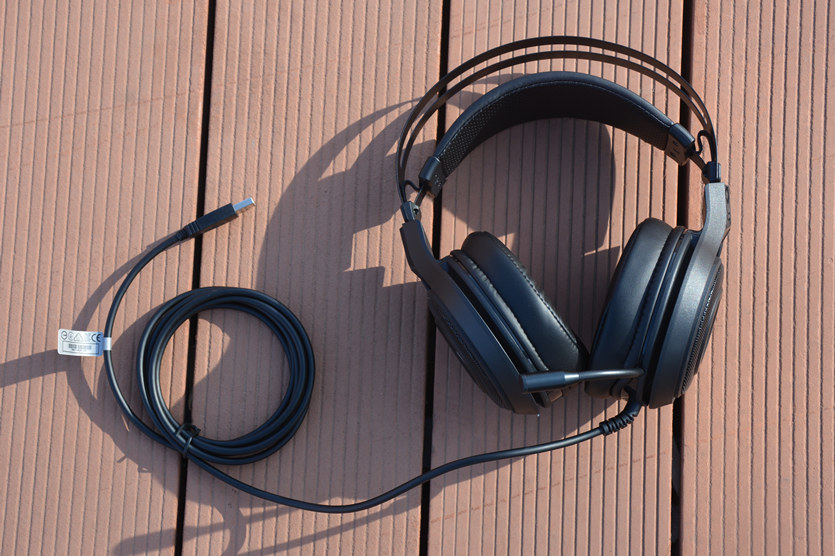 雷柏vh500耳机立体声,雷柏VH650RGB游戏耳机