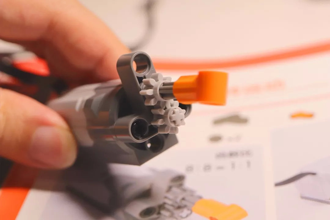 乐高编程机器人课程 (乐高编程机器人讲解教程)