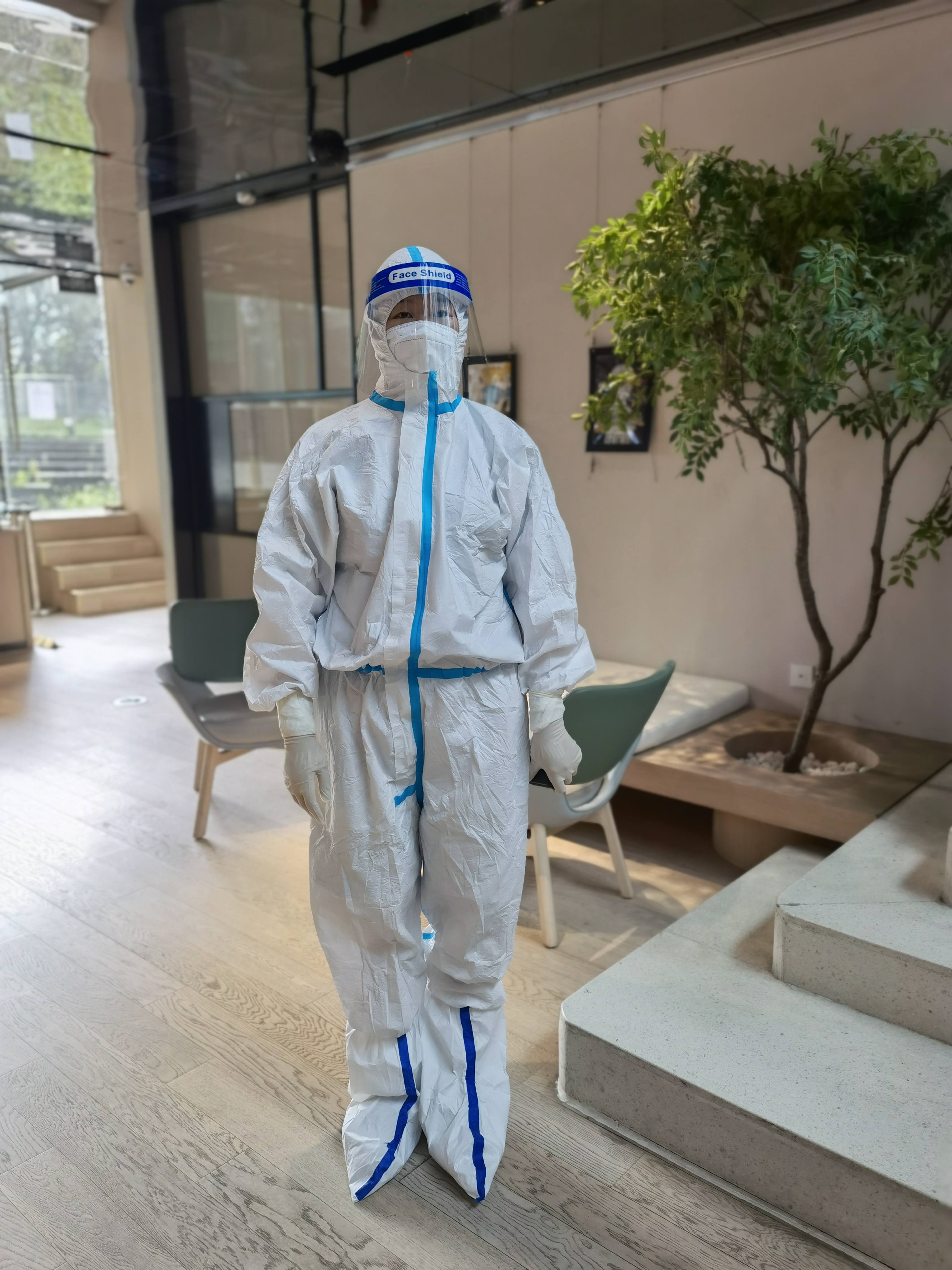 区街新闻|70多幅照片记录世茂滨江社区辖内志愿者,南京感谢你们