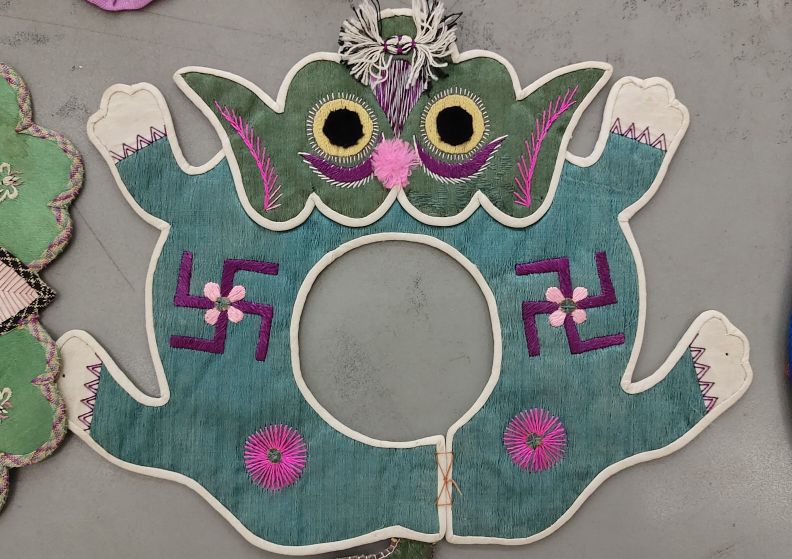 少数民族服装与服饰传承,儿童传统服饰