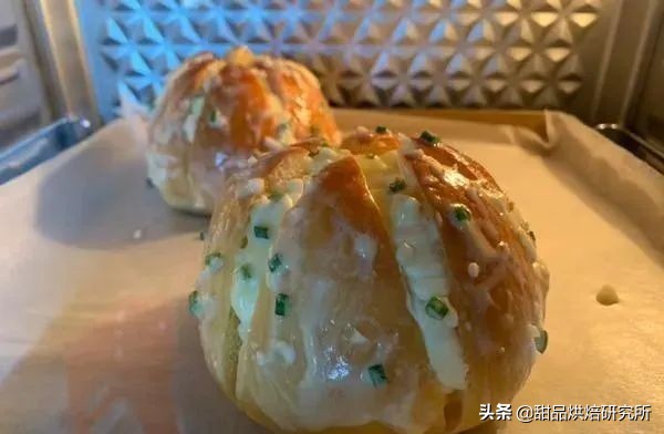 网红蒜香奶酪包,网红爆款奶酪包