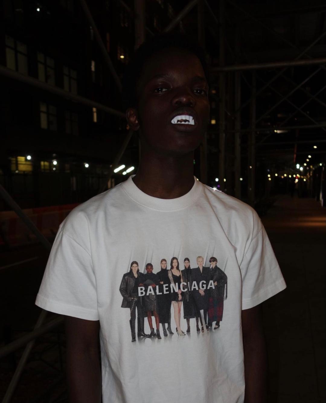 相亲遇到穿巴黎世家的男人,女朋友穿巴黎世家见男朋友