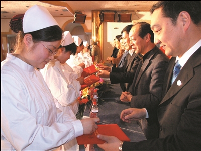 破解异地就医堵点难点,南通三院看病