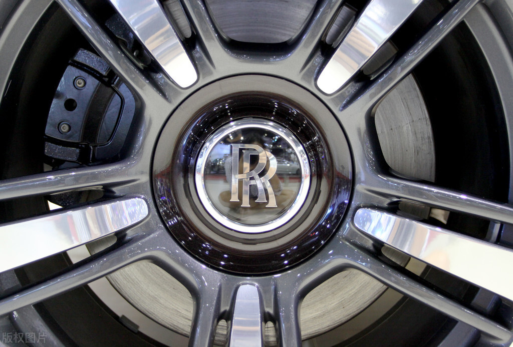 全球十大顶级航空公司,全球最牛的三大汽车公司