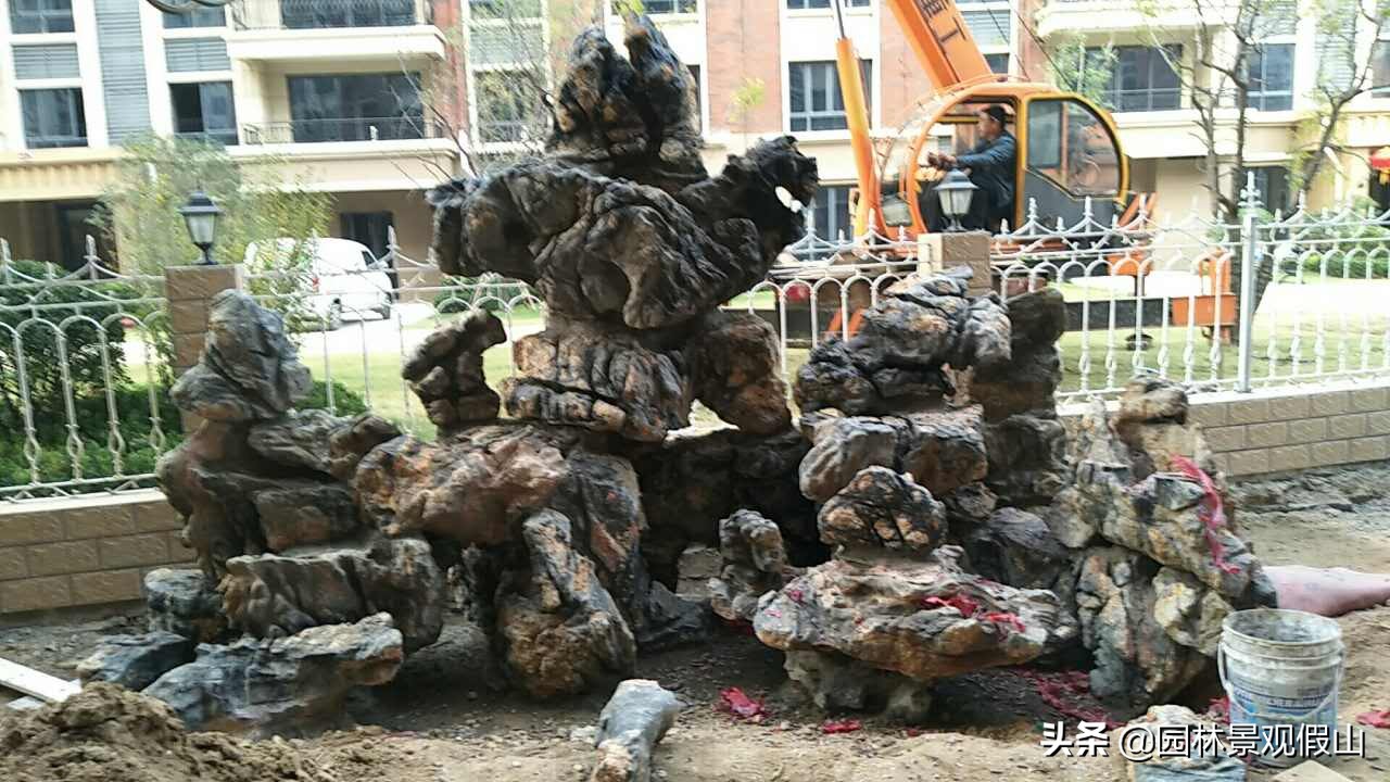 为何庭院中要建假山流水景观,庭院假山流水设计在什么地方好