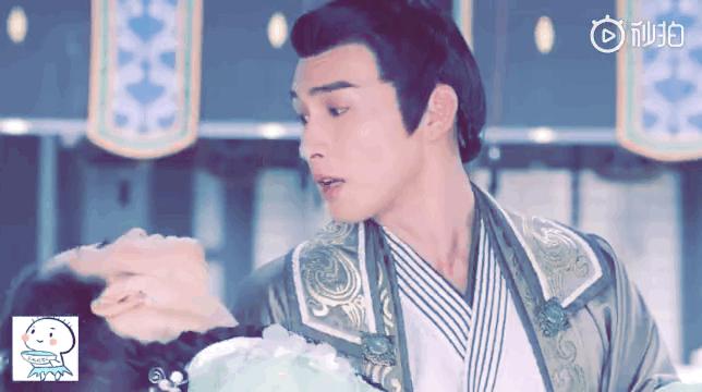 林依晨《小女花不弃》与小11岁张彬彬谈恋爱，《兰陵王》后又要火