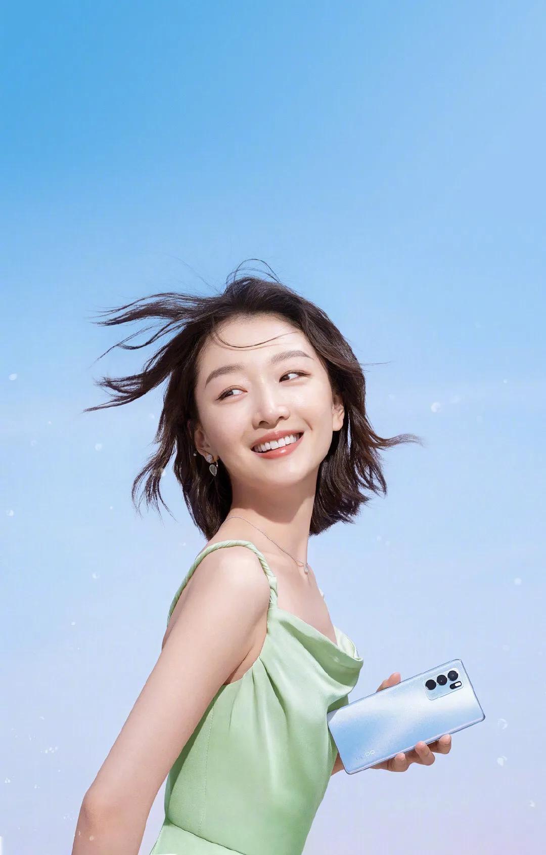 贵圈初恋脸大饼这么好恰?通稿乱飞,盘盘周冬雨背后的“学人精”