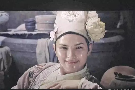 当心这些化妆品不合规赶紧自查,新手千万不要买彩妆