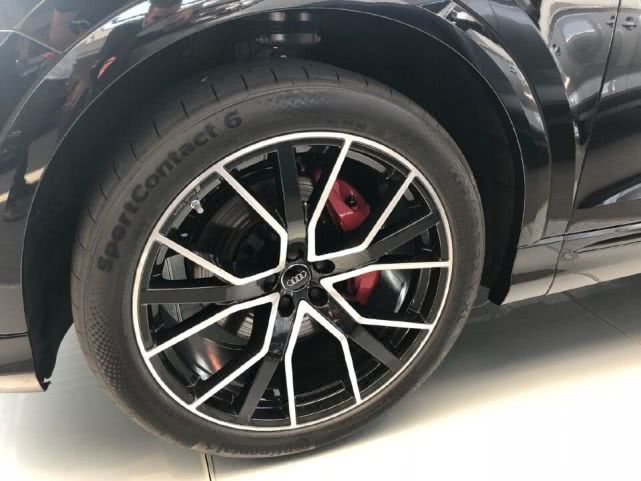 3.0t的奥迪q8哪款最值得买,最新款奥迪q8顶配