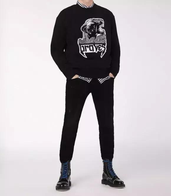 衣橱里的永恒经典牛仔裤,衣柜里的百搭牛仔裤