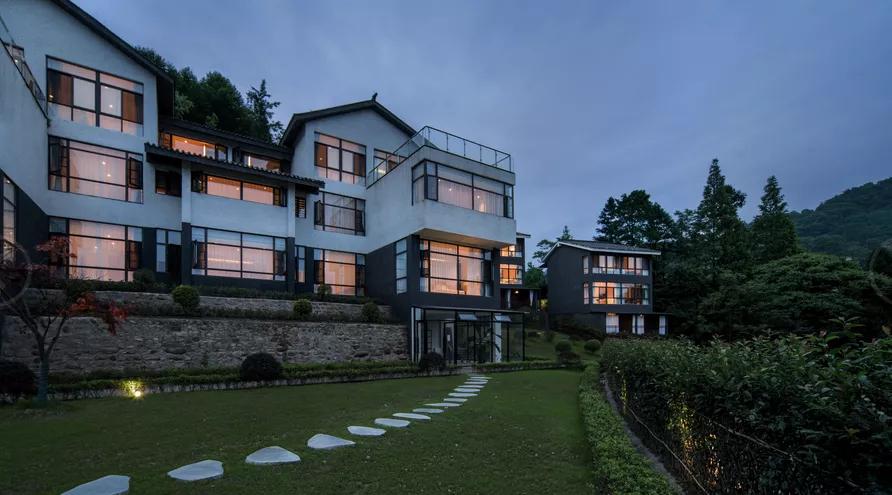 成都出发1.5h,藏在青城后山网红轻奢度假民宿,丨桐去隐泉