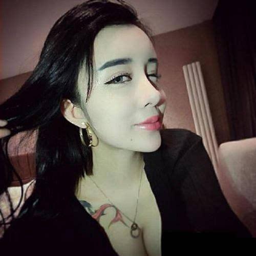 做6次双眼皮4次鼻子，下巴似铁锥眼睛整成球，16岁就整成这样好吗