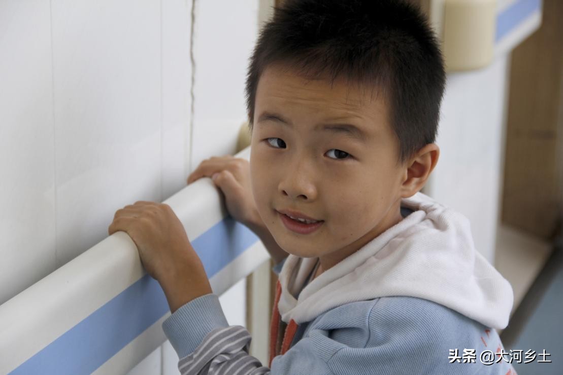 孕妇无知导致29周早产,女子怀孕27周早产