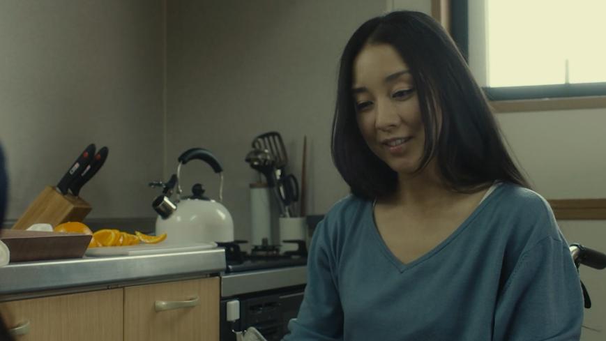 一部充满血腥和人性善恶的电影,极其黑暗展露人性的电影