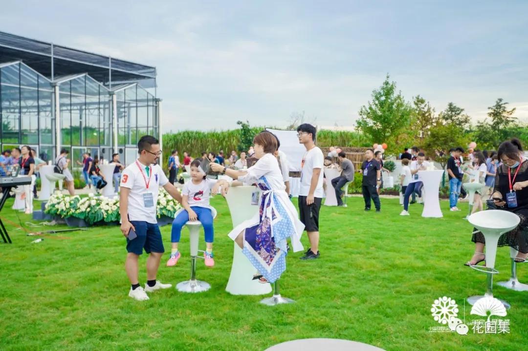 鑺卞洯鐩涘涔愯嚦,鑺卞洯鐩涘瀹屾暣