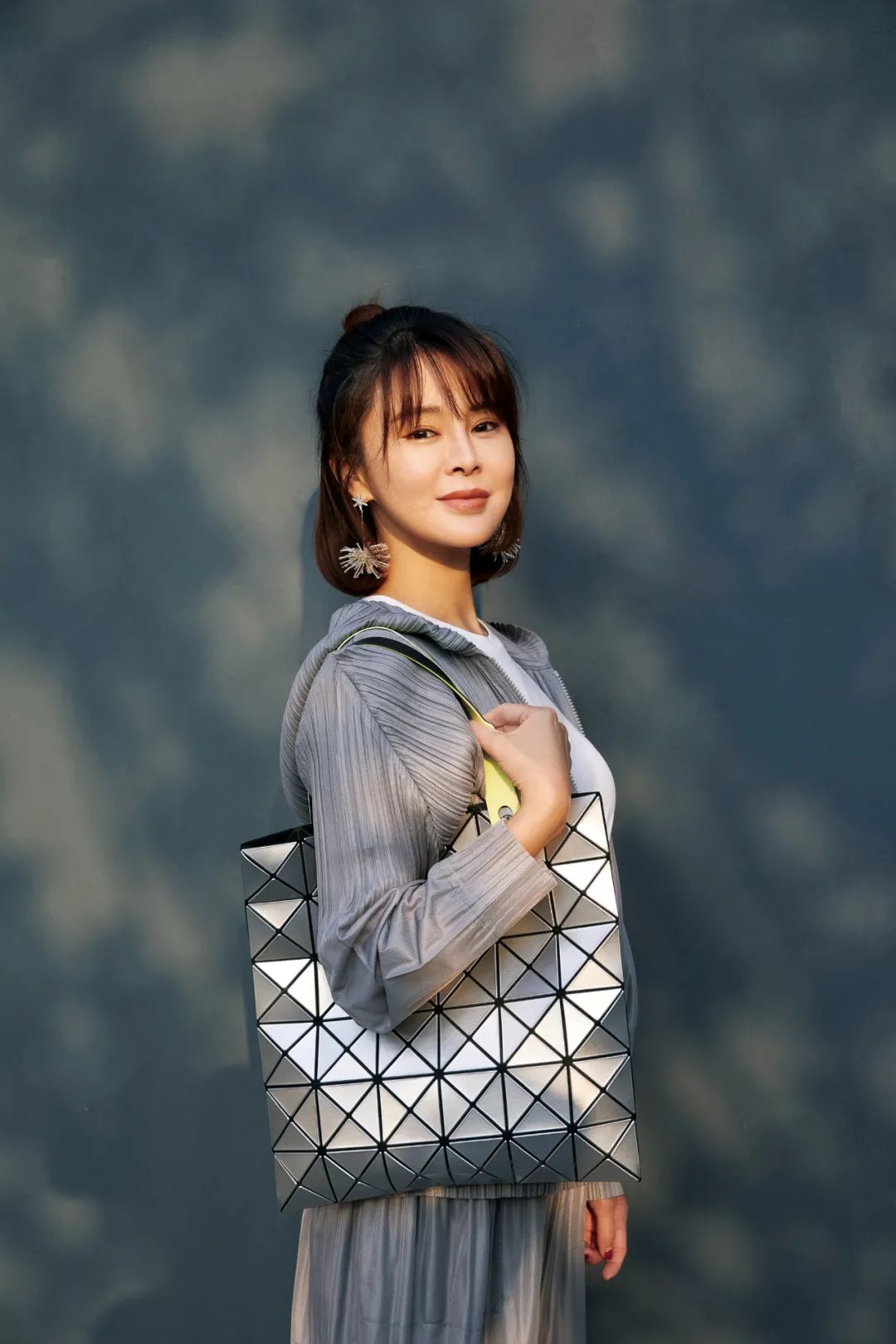 初入职场质感包包推荐,三宅一生包包属于什么档次的包包