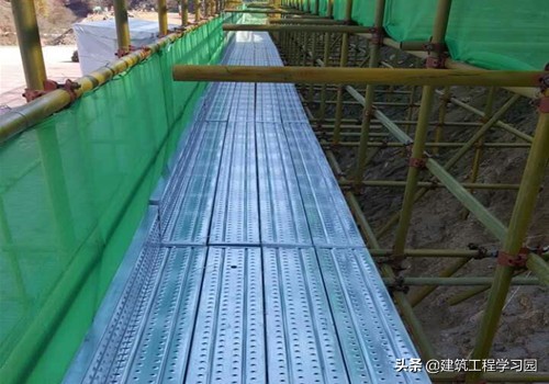 外墙脚手架水平防护措施内容,活动脚手架安全防护措施