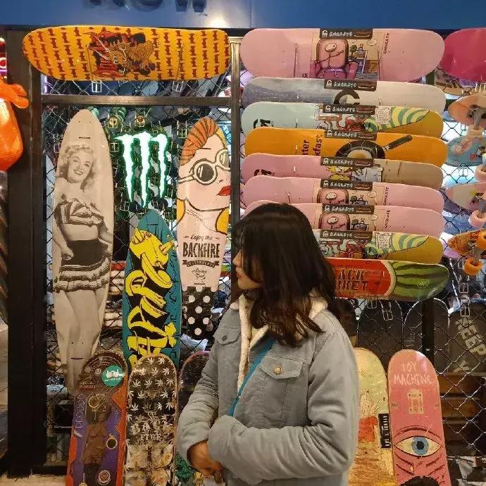 网红打卡地周末好热闹呀,最浪得虚名的网红打卡地