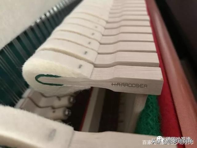 哈罗德钢琴和宁多夫钢琴哪个好,哈罗德钢琴古典