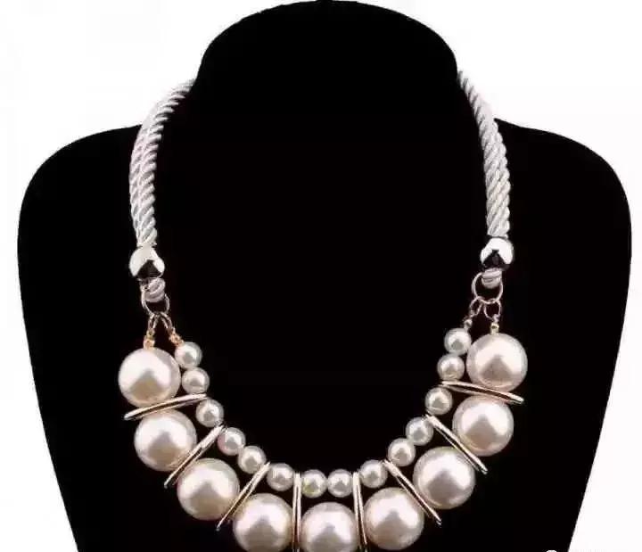 喜欢珍珠的女人是如何挑选珍珠的,珍珠怎么挑选佩戴