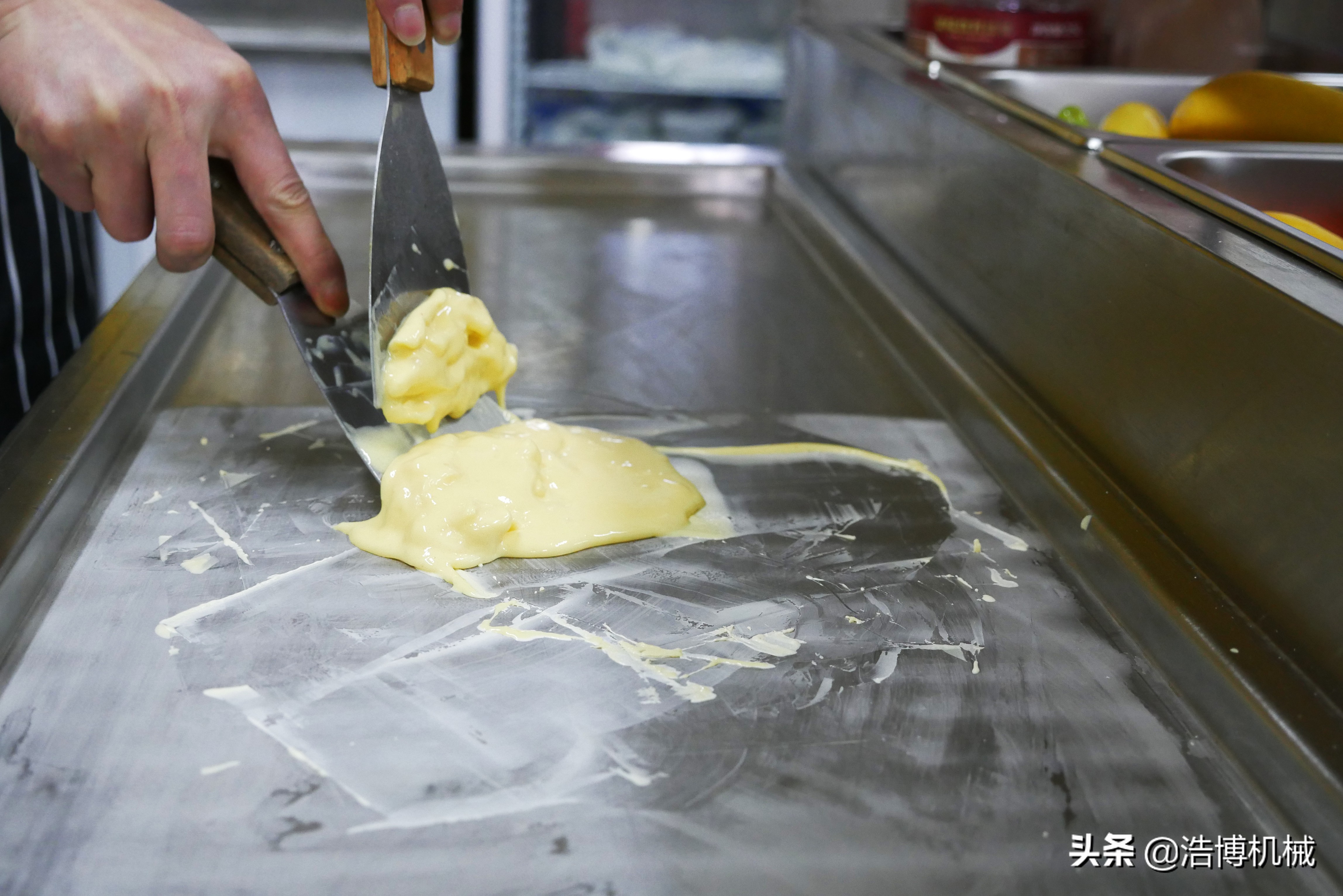 炒酸奶雪糕机家用小型,小型旋转雪糕机