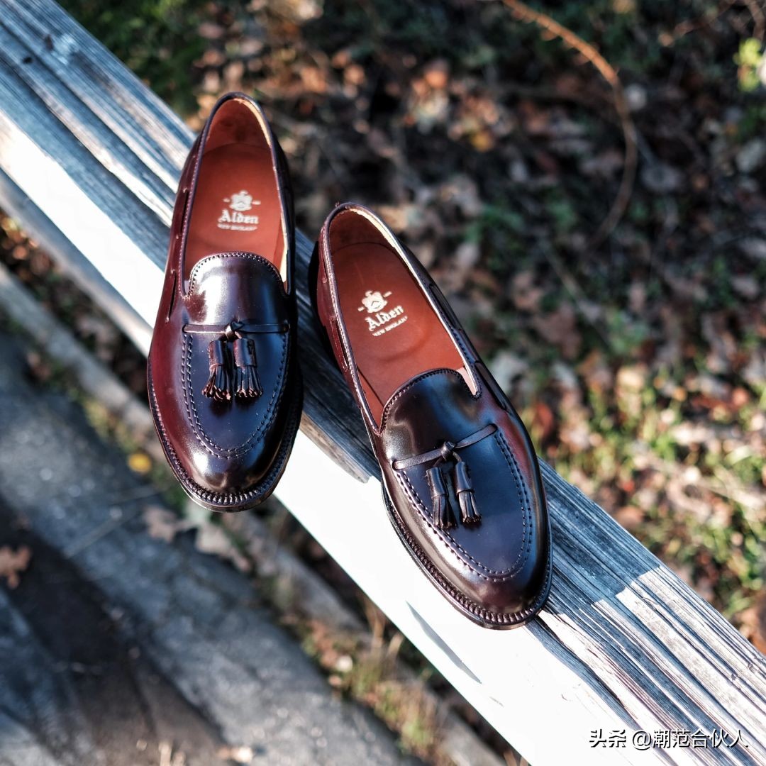 vans一脚蹬鞋感最好的,vans一脚蹬各个版本穿着区别大吗