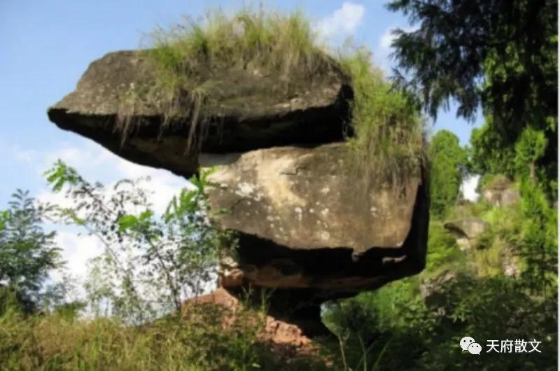 麻江县铜鼓寨,铜鼓寨简介