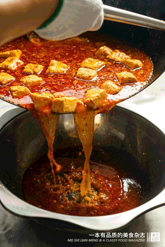 昆明拥有10辆车的男人，用一座城来藏臭味​，和一个不能说的秘密