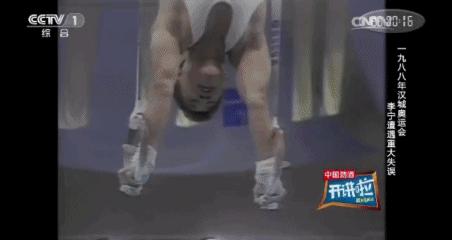 李宁百鬼夜行,李宁一黑一白鞋子