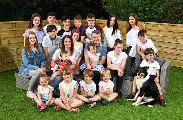 英国女子生21个孩子,英国44岁妈妈再生22个孩子