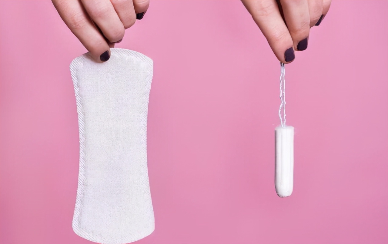 女生的裤子为什么那么容易脏,内裤天天穿到底有多脏