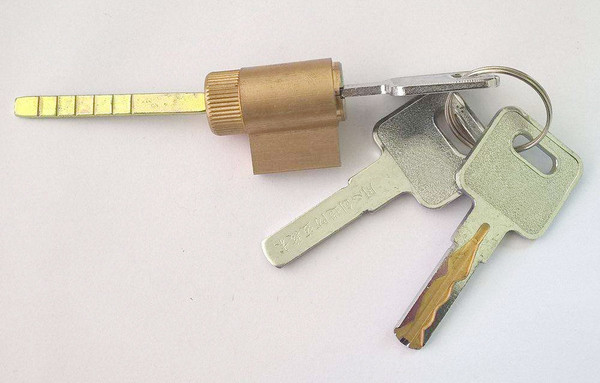 智能锁锁芯有多大规格,智能锁行业品牌档次分析