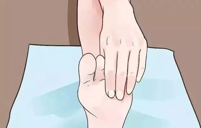 睡觉时小腿抽筋的解决方法,睡觉时小腿抽筋的原因中医